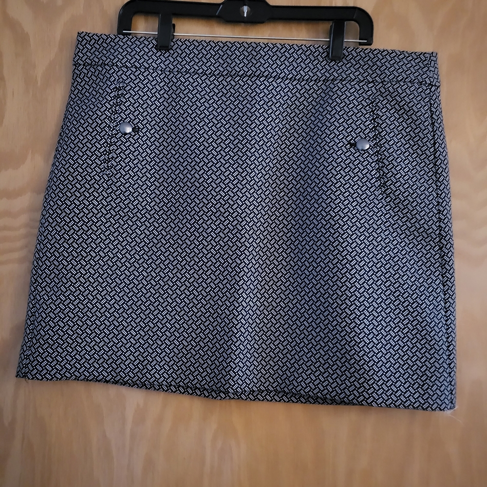 LOFT Geometric Black and White Mini Skirt